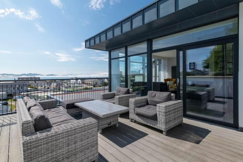 Bayview Luxury 4 Bedroom Penthouse Даунингс Экстерьер фото